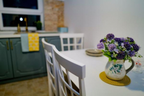 Apartament cochet la mare 2 camere și terasa